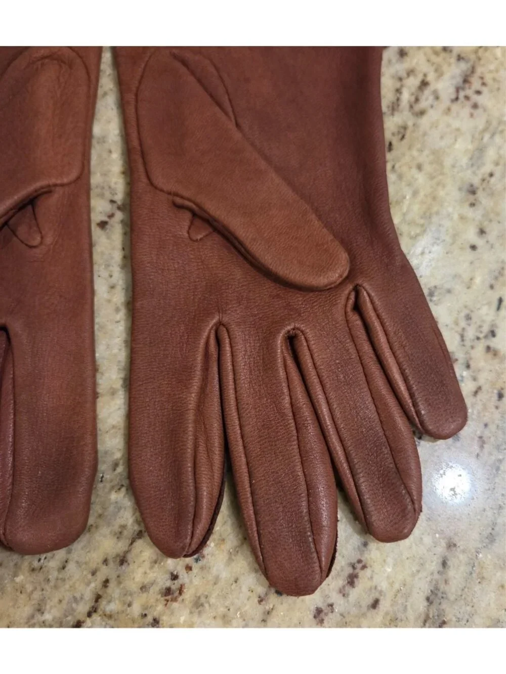 Vintage Womens Size M Brown Soft Leather Gloves Stitching Detail